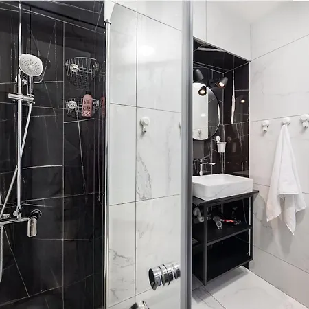 Apartamento Adrian *